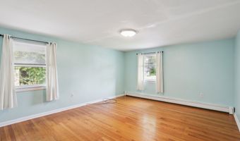 15 Seeley St, Danbury, CT 06810