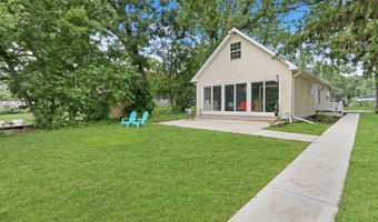 41607 N Lotus Ave, Antioch, IL 60002