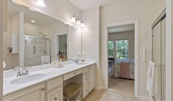 27 Greenside Ln 59, Acton, MA 01720