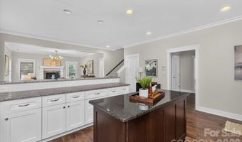 2562 Roseview Ln, Charlotte, NC 28205