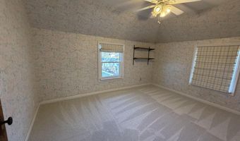 709 N St, Aurora, NE 68818
