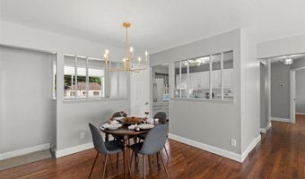 8225 Marvale Ln, Affton, MO 63123