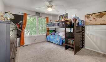 2316 Loop Rd, Algonquin, IL 60102