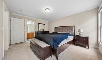 32 Crows Nest Ln 28, Danbury, CT 06810