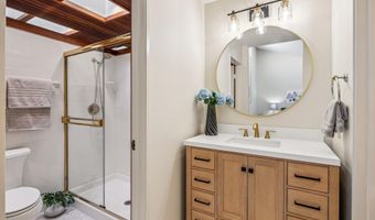 3150 Phoenix Ln, Alameda, CA 94502