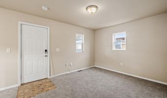 1009 E 6TH St, Cheyenne, WY 82007