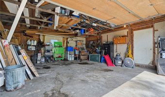 6246 Slater Rd, Andover, OH 44003