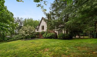 245 Borden Rd, Middletown, NJ 07748