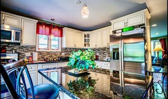 4 Burr Ave, Barrington, RI 02806