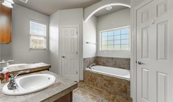 1906 Elington St, Bentonville, AR 72713