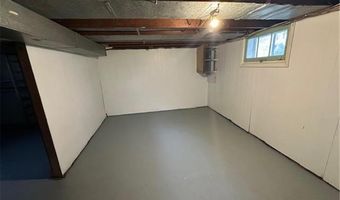 607 10th Ave SW, Austin, MN 55912