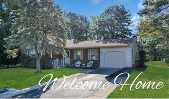 14 Berkshire Rd 64, Whiting, NJ 08759