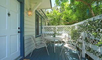 1879 BEACH Ave, Atlantic Beach, FL 32233