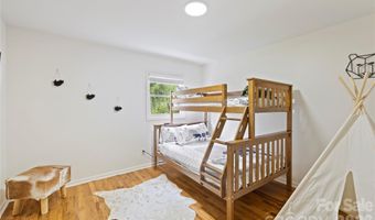 3954 NC 80 Hwy, Bakersville, NC 28705
