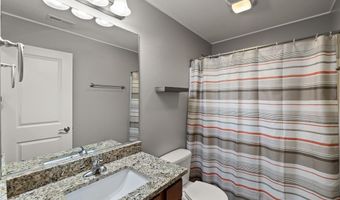 1444 Marina Cove Dr, Polk City, IA 50226