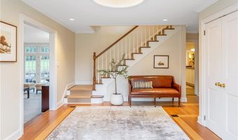 6 Searles Rd, Darien, CT 06820