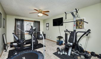 1002 SE 8th St, Ankeny, IA 50021