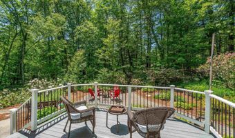 10 Buttonwood Rd, Bedford, NH 03110