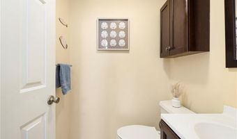 414 North Ln, Bristol, RI 02809