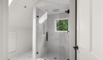 8 Cross St 2, Newport, RI 02840