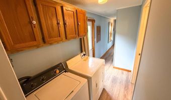 284 Cross Rd, Bradford, VT 05033