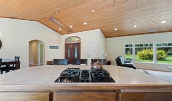54601 WINTERBERRY Dr, Bandon, OR 97411