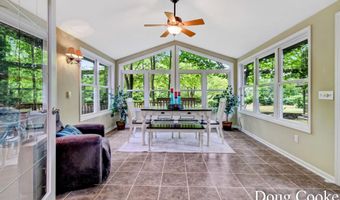10574 88th Ave, Allendale, MI 49401