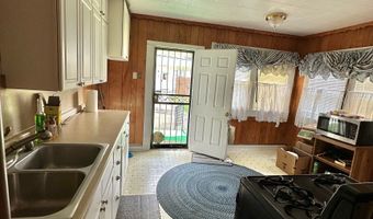 803 W 12th St, Anderson, IN 46016