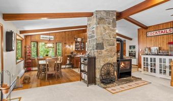 515 Williams Crossing Rd, Coventry, RI 02816