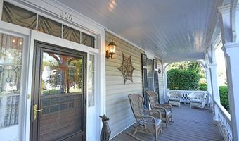 206 Pinckney St, Abbeville, SC 29620