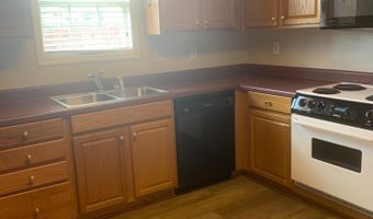 1415 Bridgewater Pl, Athens, AL 35611