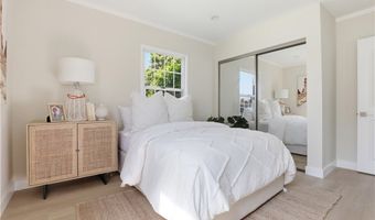 6200 W 77th St, Los Angeles, CA 90045