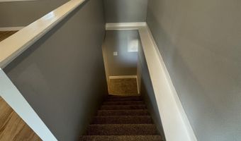 633 N E St, Albia, IA 52531