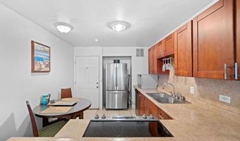 111 KAHULUI BEACH Rd D306, Kahului, HI 96732