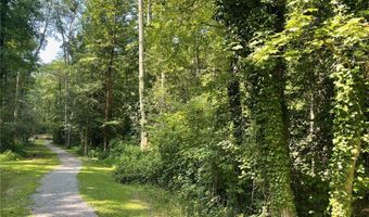 606 S James St, Ashland, VA 23005