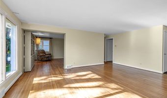 271 Getzville Rd, Amherst, NY 14226