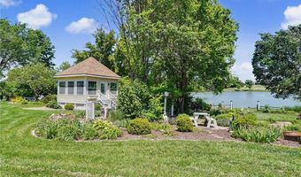 618 E 1714 Rd, Baldwin City, KS 66006