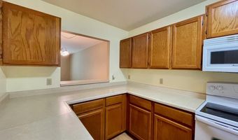 65 SPENCER VILLAGE Ct 14, Appleton, WI 54914