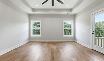 7612 S Shoreline Blvd, Benton, AR 72019