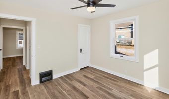 606 1st Ave S, Altoona, IA 50009