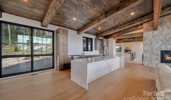 404 Silver Eagle Trl, Banner Elk, NC 28604