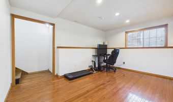 816 E Pine St, Brandon, SD 57005