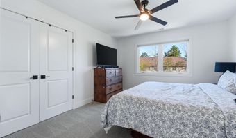 19195 Ringo Rd, Auburn, IN 46706