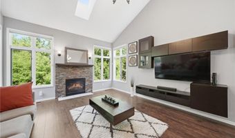13476 Granada Ave, Apple Valley, MN 55124