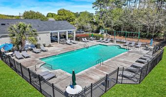 3 Lakeside Dr, Bluffton, SC 29910