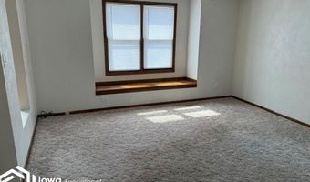1317 E Commercial St, Algona, IA 50511