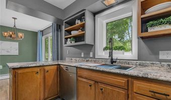 940 Hamlet Dr N, Avon, MN 56310