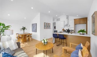 351 Vista Pl, Los Angeles, CA 90042