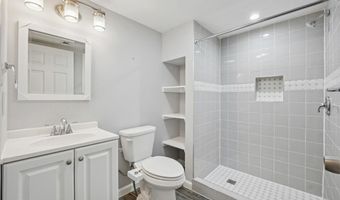 4065 TANEY Ave, Alexandria, VA 22304