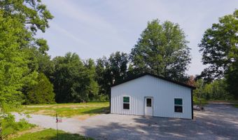 1000 Point Mason Rd, Big Sandy, TN 38221